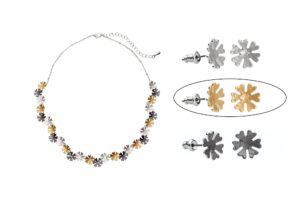 Starburst Set with golden earrings