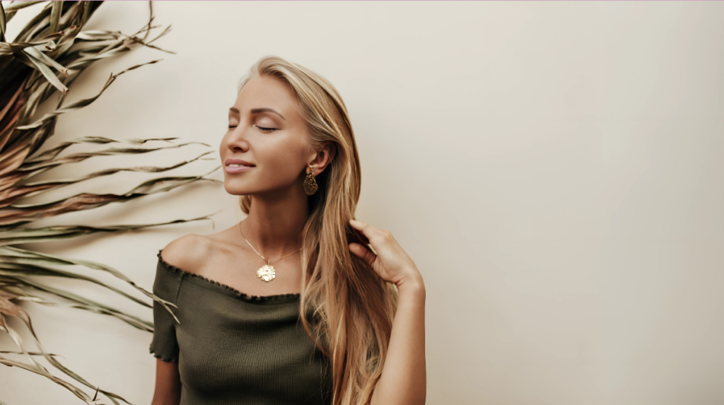 Minimalist Looks, Maximum Impact Jewelry Trends Women Are Loving in 2025